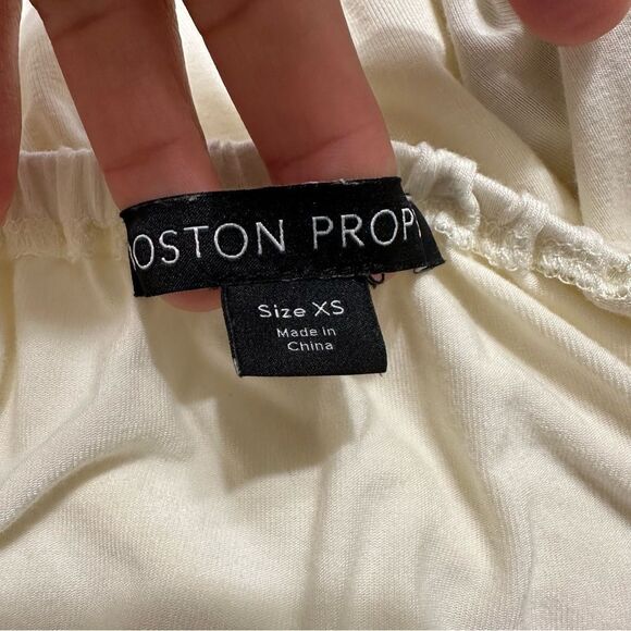 BOSTON PROPER ROSE EMBROIDERED SMOCKED OFF SHOULDER BELL SLEEVE BLOUSE XS BOHO - Picture 6 of 9